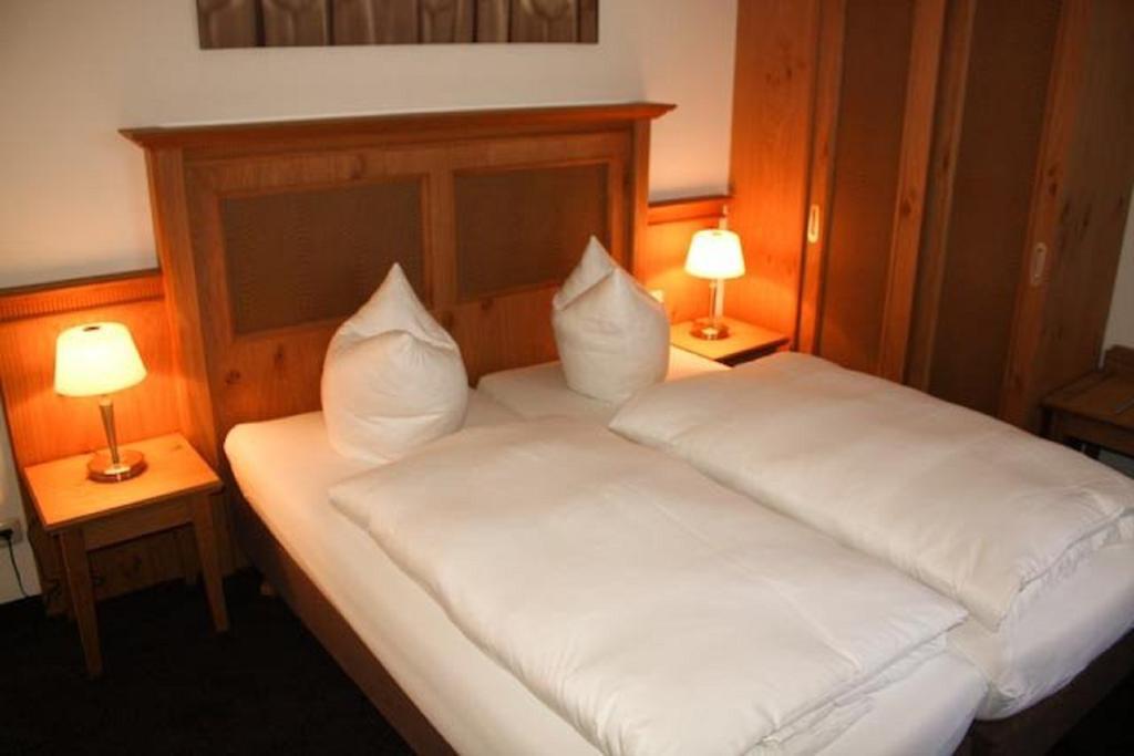 Restaurant-Cafe-Pension Himmel Landshut Zewnętrze zdjęcie